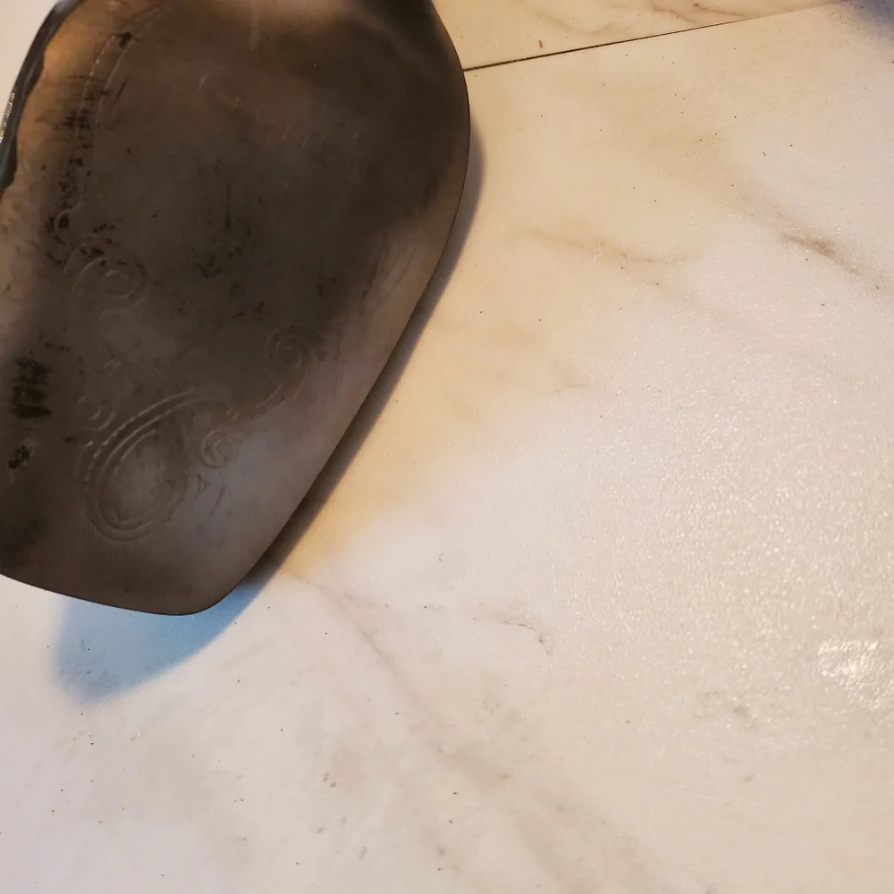 Tahari silver patent